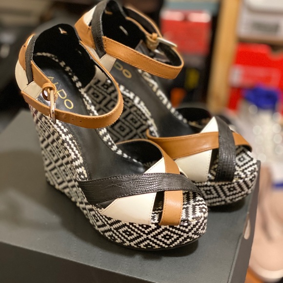 ALDO x Peep-Toe Platform/Wedge Sandals - Picture 4 of 5